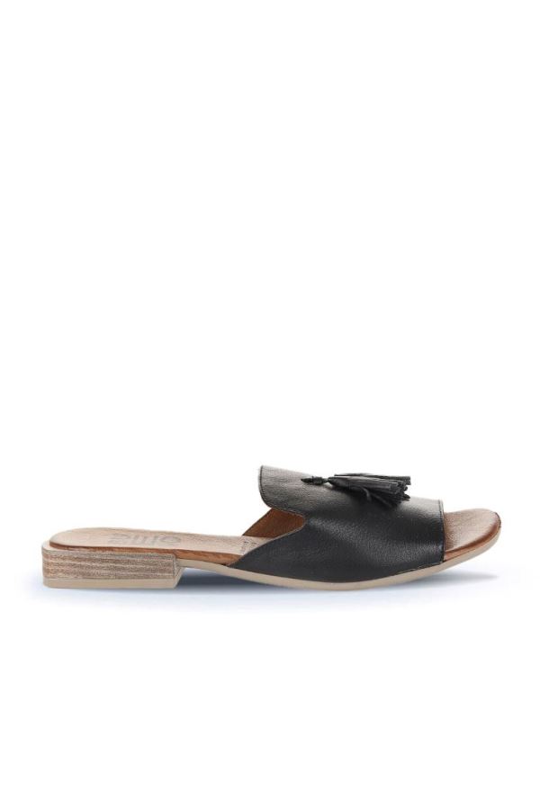 Siyah Khv-Bej Deri Kadın Düz Sandalet