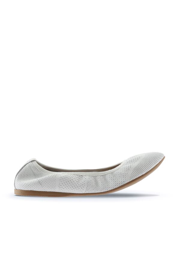 Beyaz Deri Kadın Düz Babet