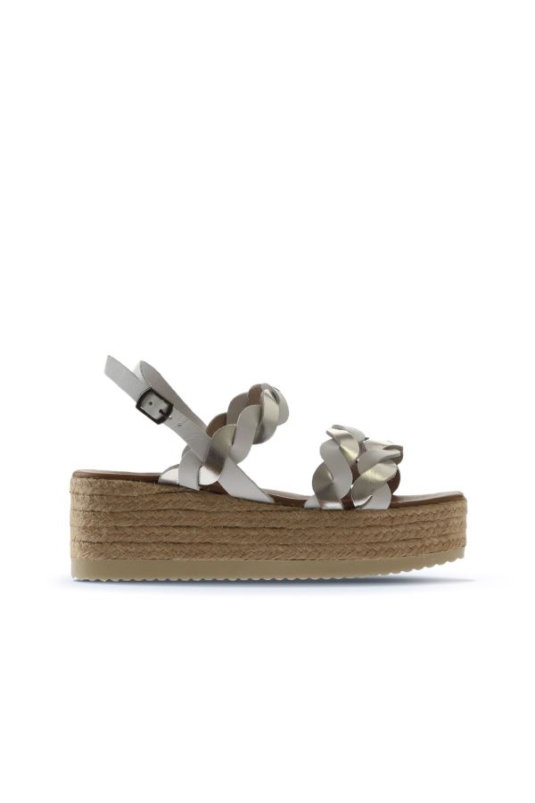 Bej Beyaz Parlak Deri Kadın Dolgu Topuklu Sandalet