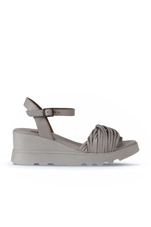Gri Deri Kadın Dolgu Topuklu Sandalet