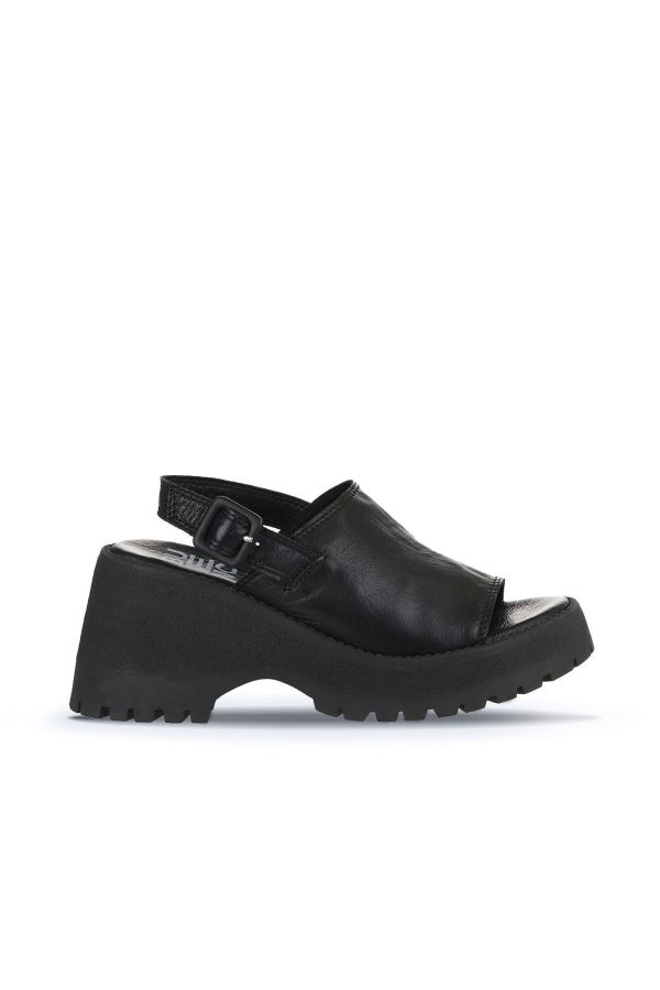 Siyah Deri Kadın Dolgu Topuklu Sandalet 