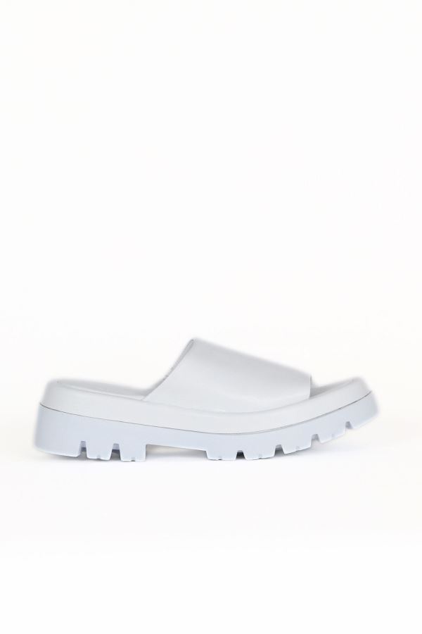 Beyaz Deri Kadın Düz Terlik