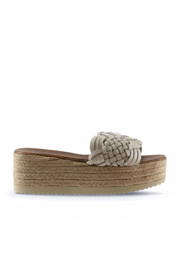 Beyaz Deri Kadın Dolgu Topuklu Terlik