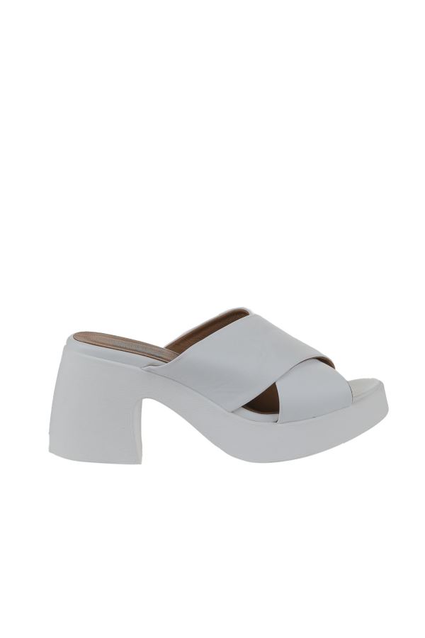 Beyaz Deri Kadın Topuklu Terlik