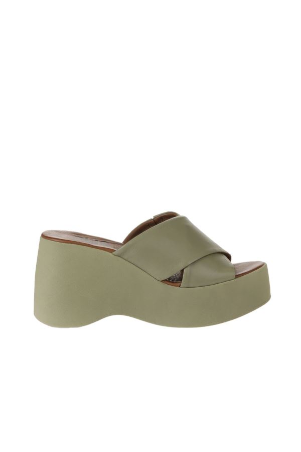 Haki Deri Kadın Dolgu Topuklu Terlik 