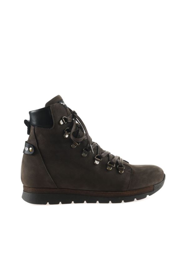 Kahverengi Nubuk Kadın Spor Bot