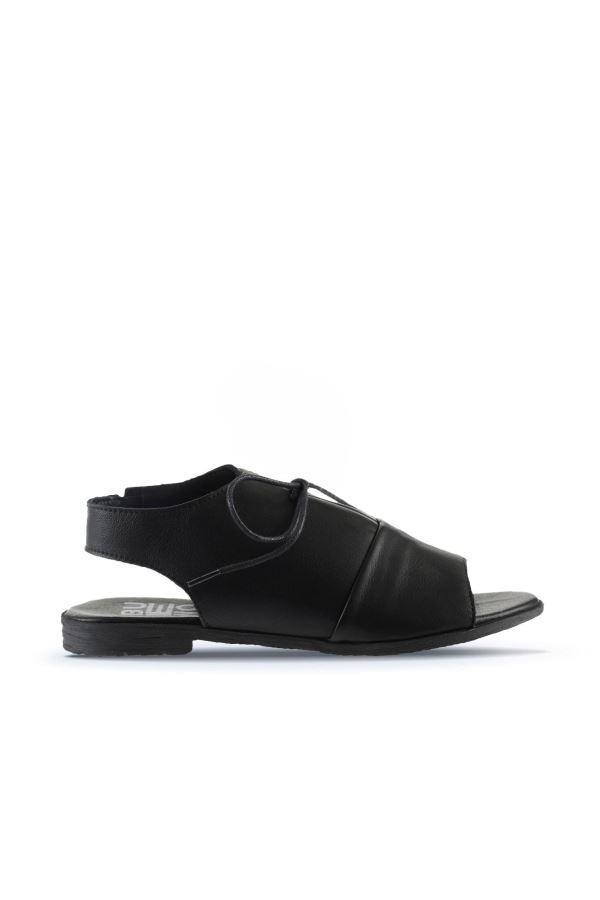 Siyah Deri Kadın Düz Sandalet