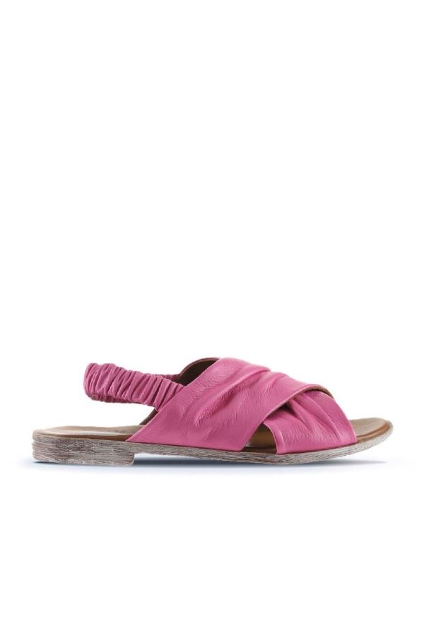 Fuşya Deri Kadın Düz Sandalet
