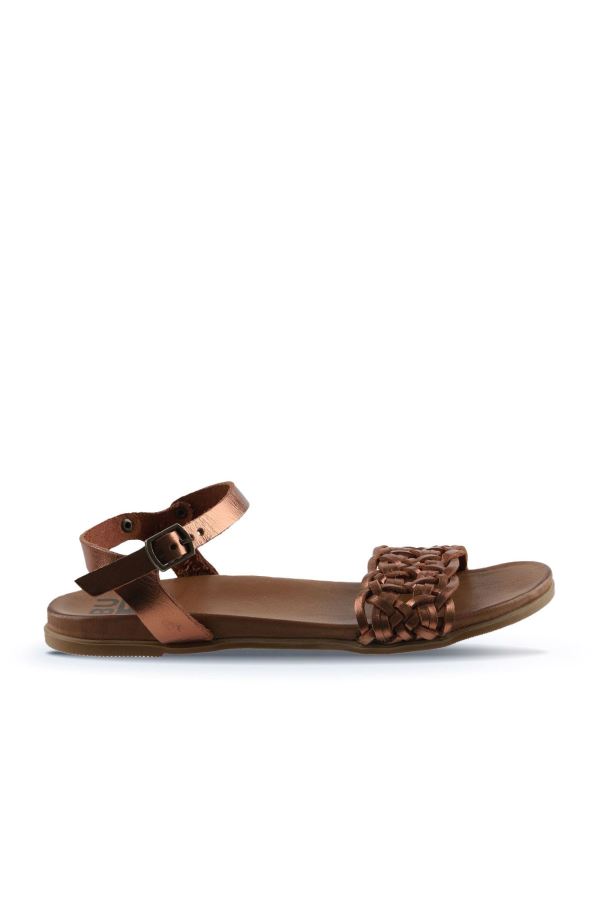 Taba Parlak Deri Kadın Düz Sandalet