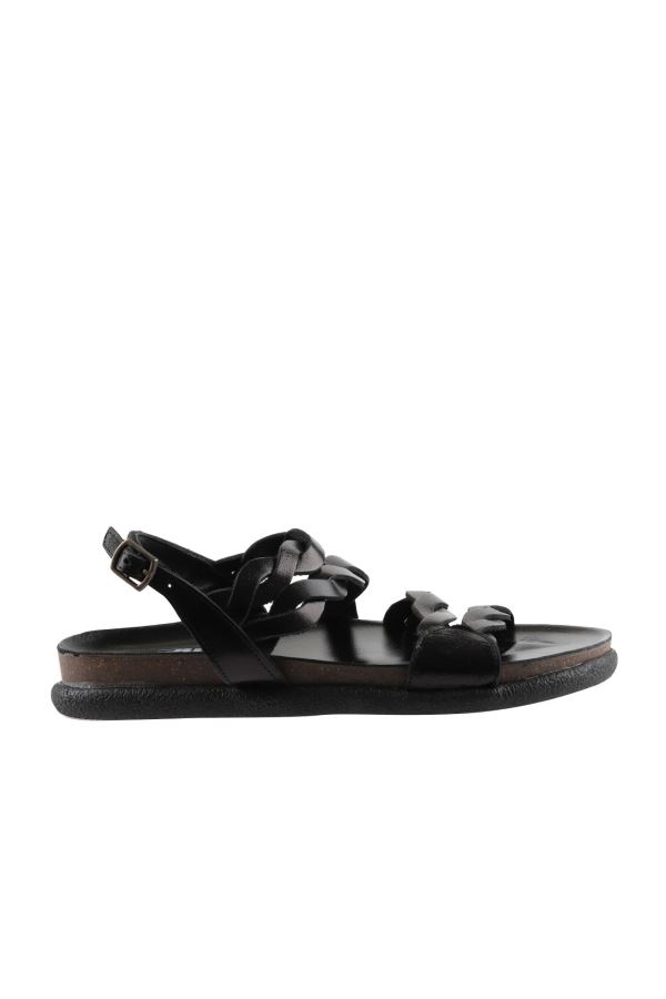 Siyah Parlak Deri Kadın Düz Sandalet