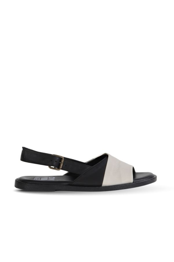 Ekru Siyah Deri Kadın Düz Sandalet