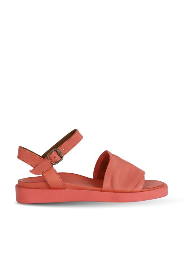 Mercan Deri Kadın Düz Sandalet