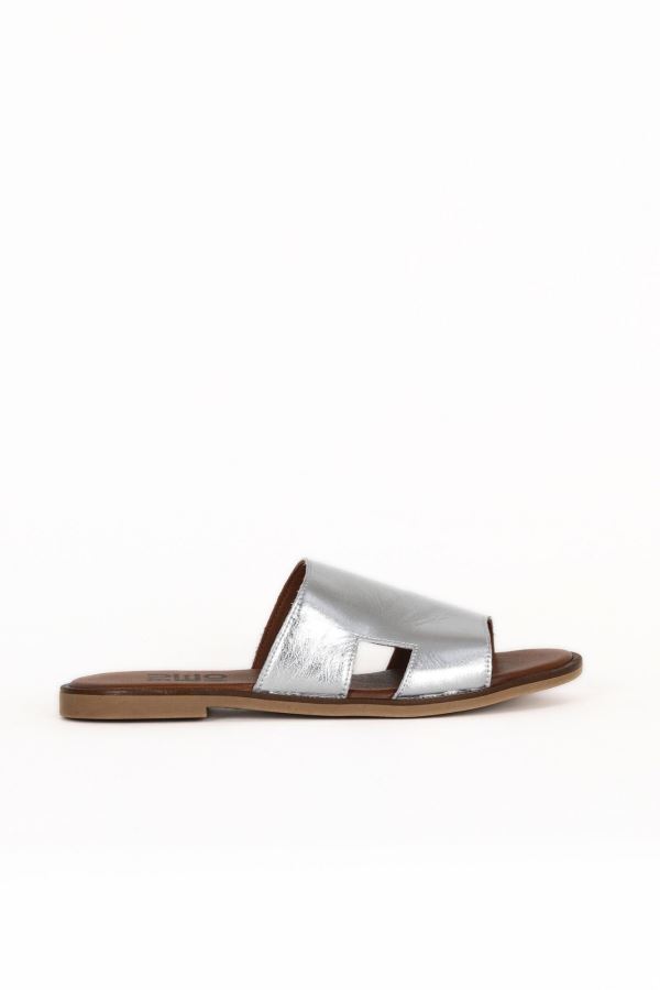 Gümüş Deri Kadın Düz Terlik