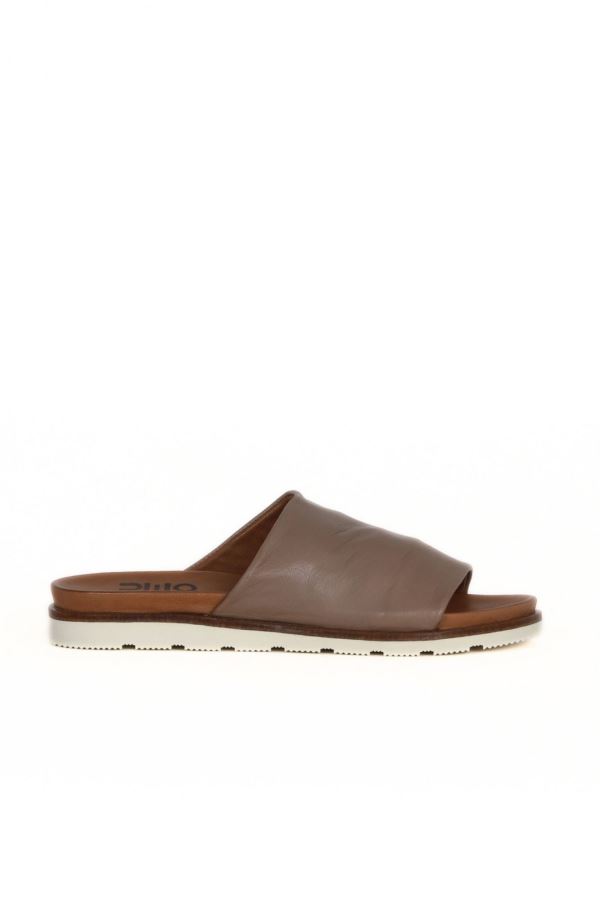 Gri Deri Kadın Düz Terlik