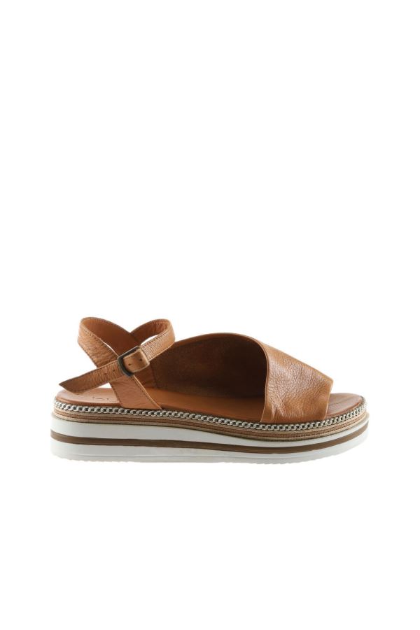 Taba Deri Kadın Düz Sandalet