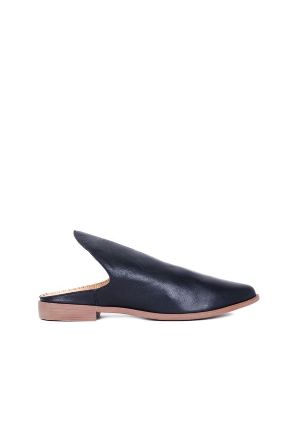 Siyah Deri Kadın Düz Terlik