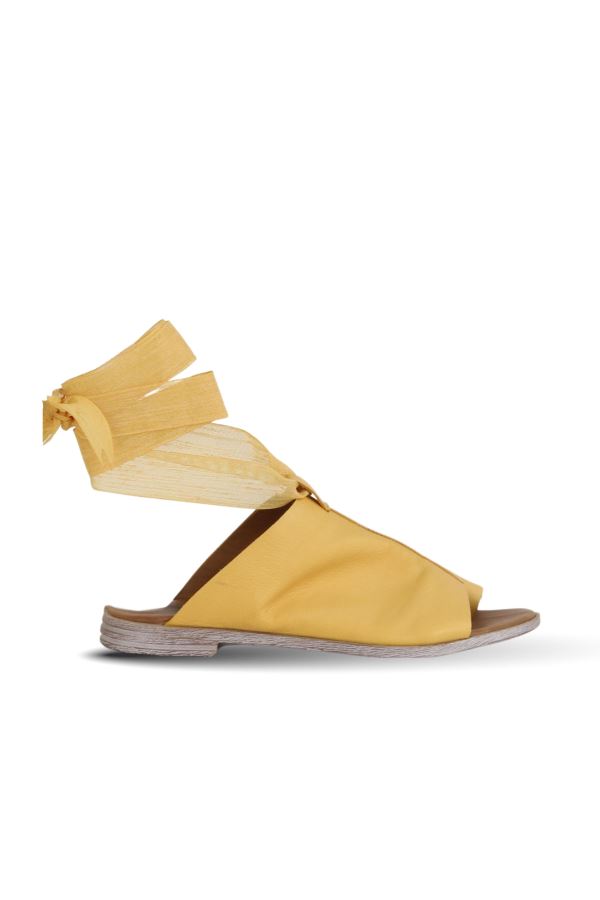 Sarı Deri Kadın Parmak Arası Terlik