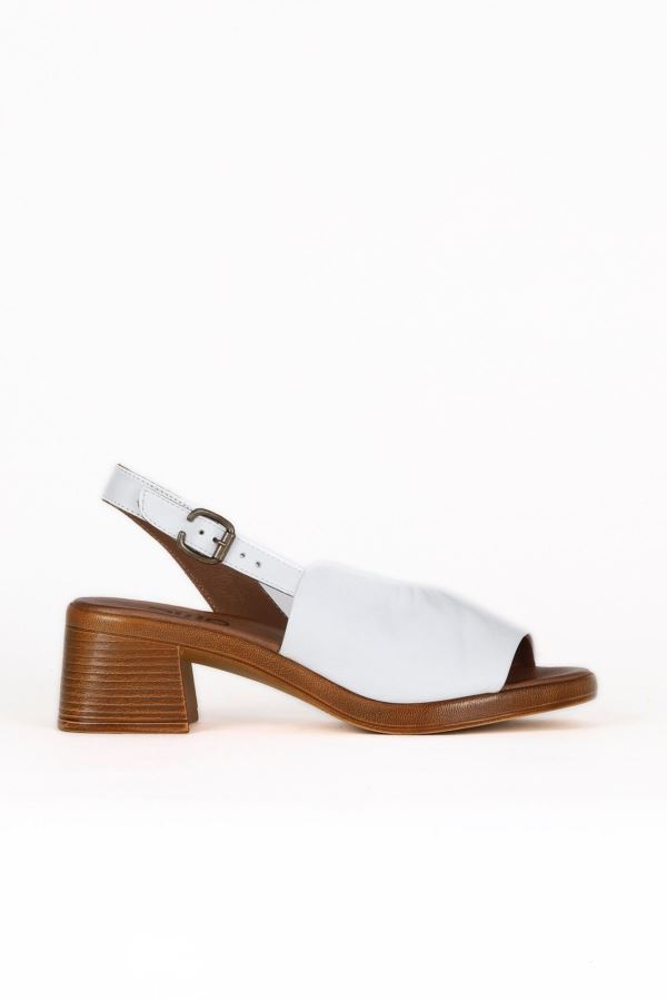 Beyaz Deri Kadın Topuklu Sandalet