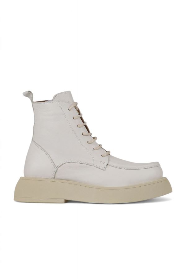 Bej Deri Kadın Dolgu Topuklu Bot