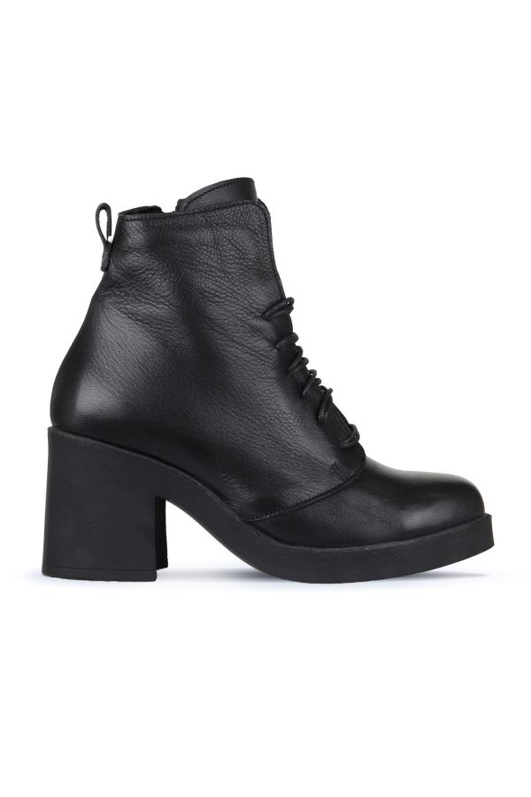 Siyah Deri Kadın Topuklu Bot