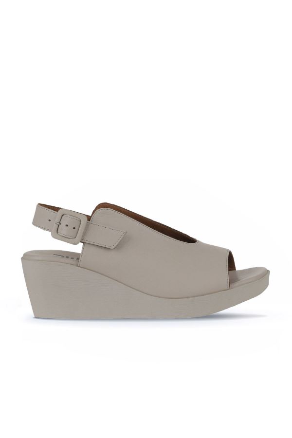 Krem Deri Kadın Dolgu Topuklu Sandalet