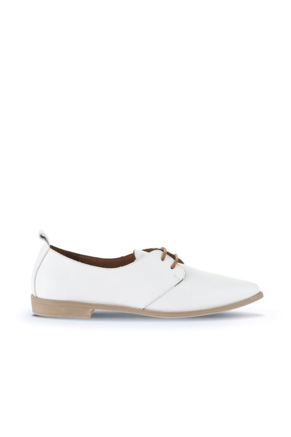 Beyaz Deri Kadın Düz Babet