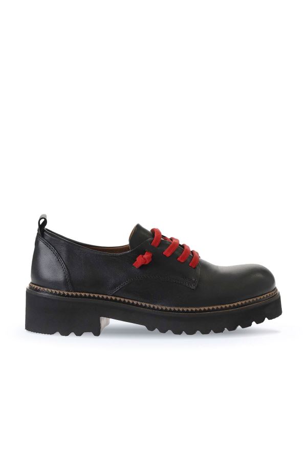 Siyah Kırmızı Deri Kadın Klasik Ayakkabı