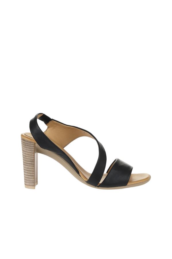 Siyah Deri Kadın Topuklu Sandalet 