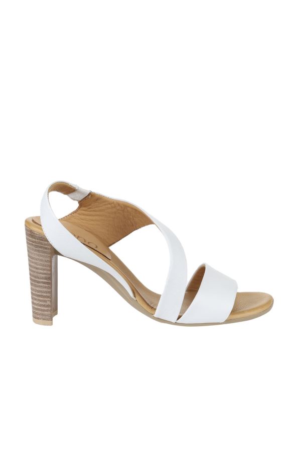 Beyaz Deri Kadın Topuklu Sandalet 
