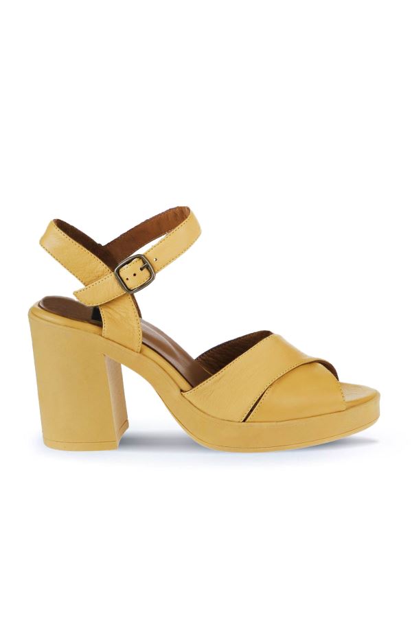 Sarı Deri Kadın Topuklu Sandalet