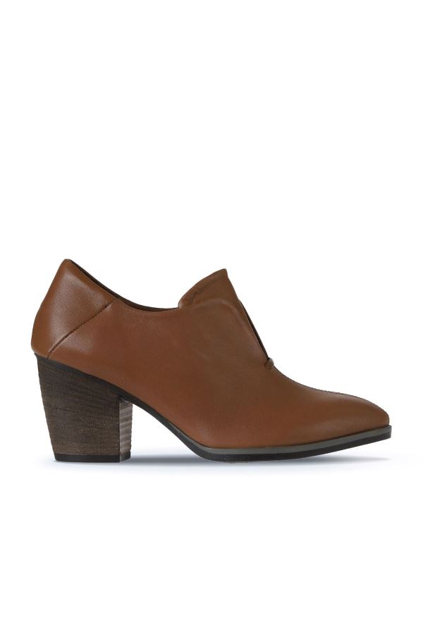 Kahverengi Deri Kadın Topuklu Ayakkabı