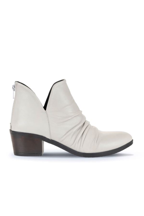 Ekru Deri Kadın Topuklu Bot