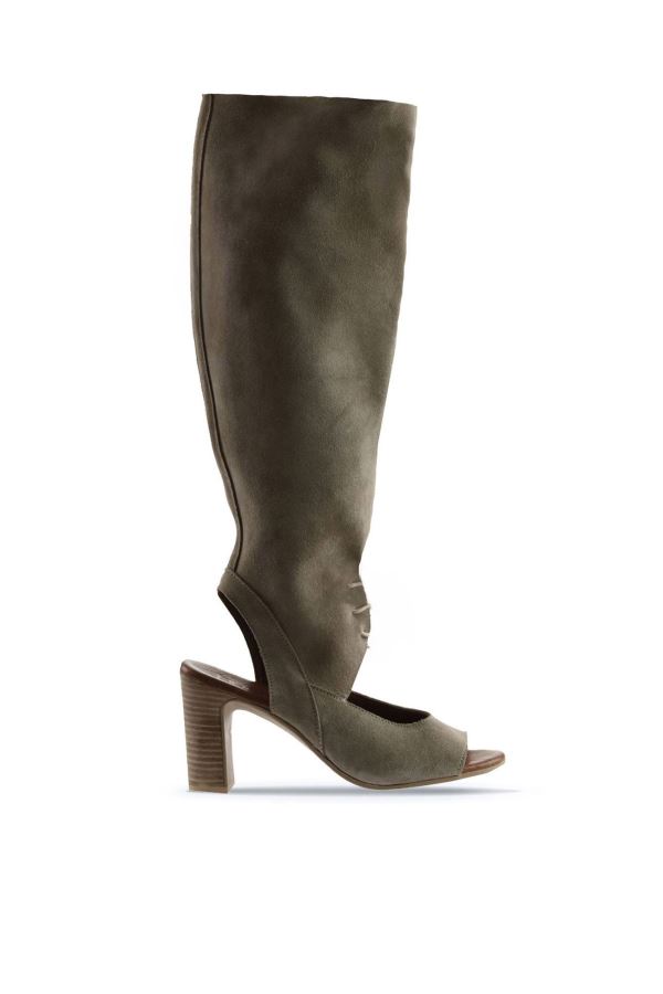 Beyaz Kırık Süet Kadın Topuklu Çizme