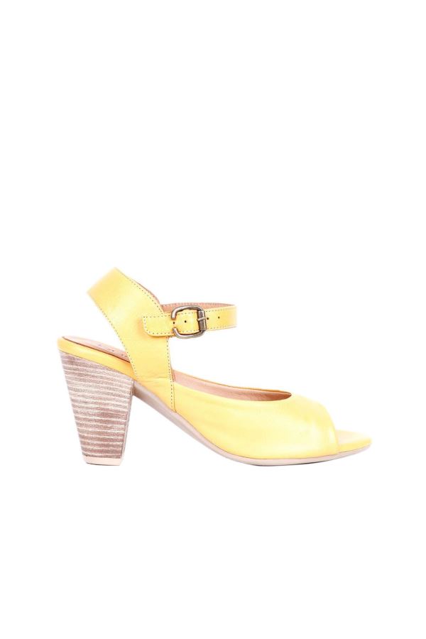 Sarı Deri Kadın Topuklu Sandalet 