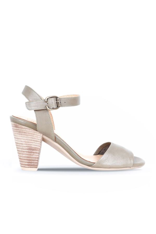 Yeşil Deri Kadın Topuklu Sandalet