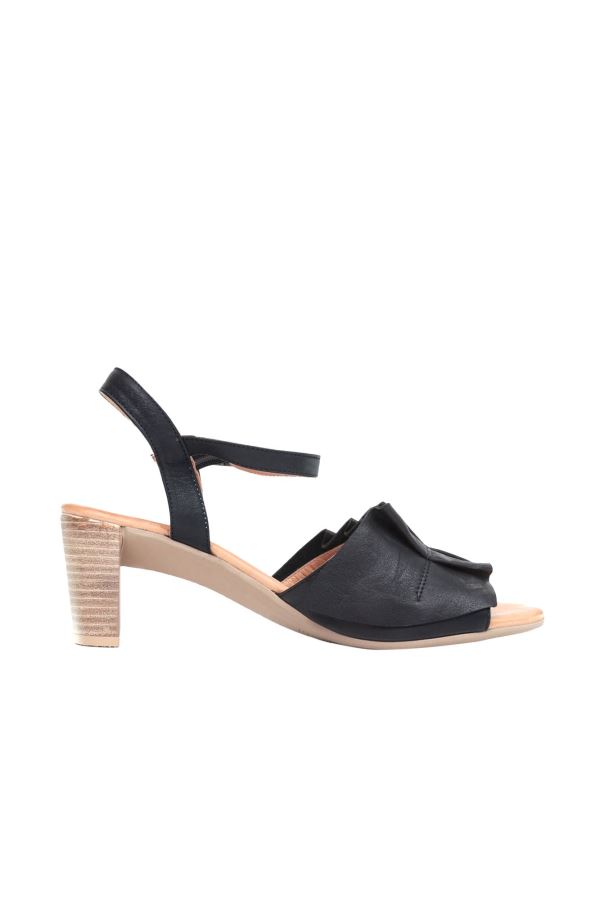 Siyah Deri Kadın Topuklu Sandalet