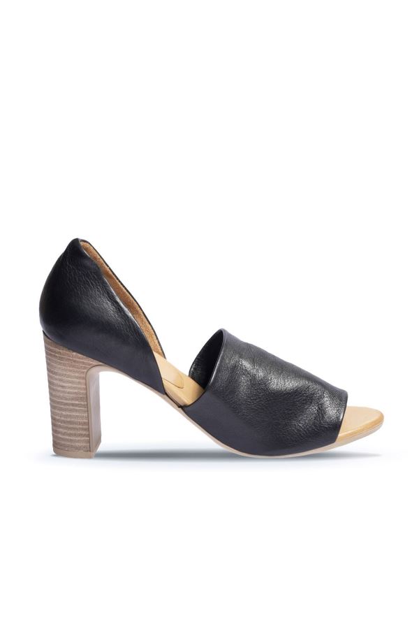 Siyah Deri Kadın Topuklu Sandalet