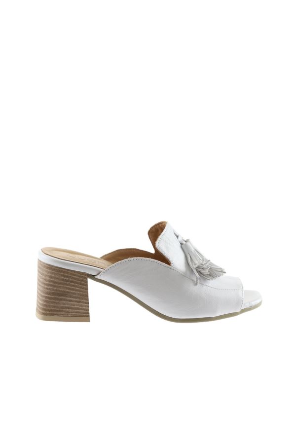 Beyaz Deri Kadın Topuklu Terlik