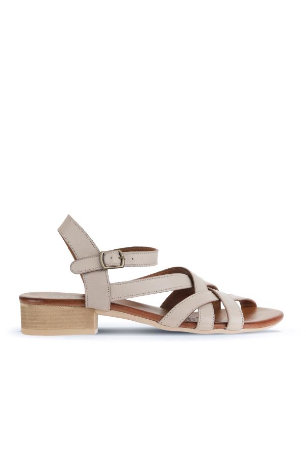 Gri Deri Kadın Az Topuklu Sandalet