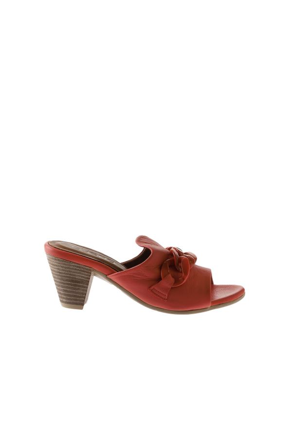 Mercan Deri Kadın Topuklu Terlik 