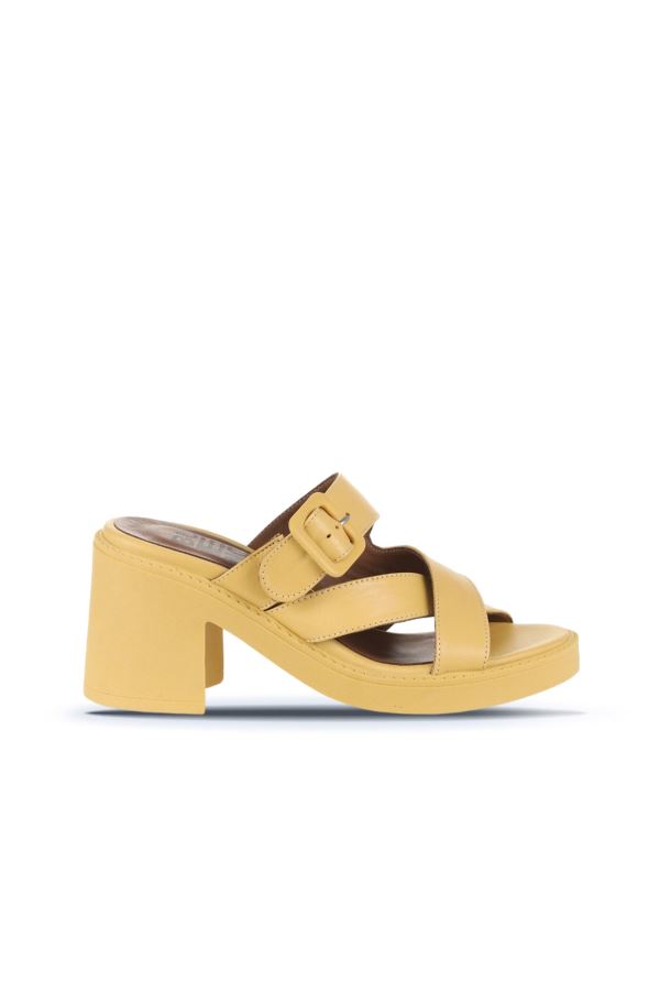 Sarı Deri Kadın Topuklu Terlik